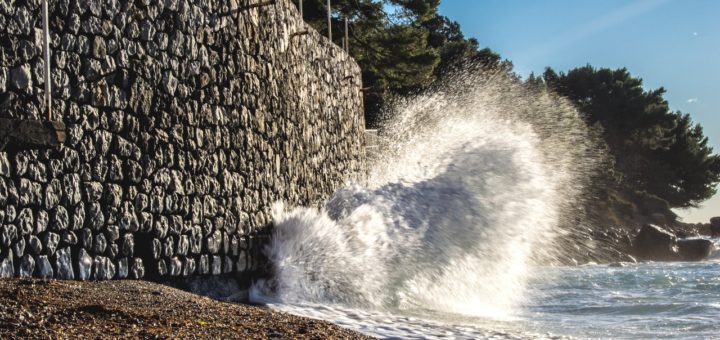 Onde sulla Spiaggia di Fiumicello
