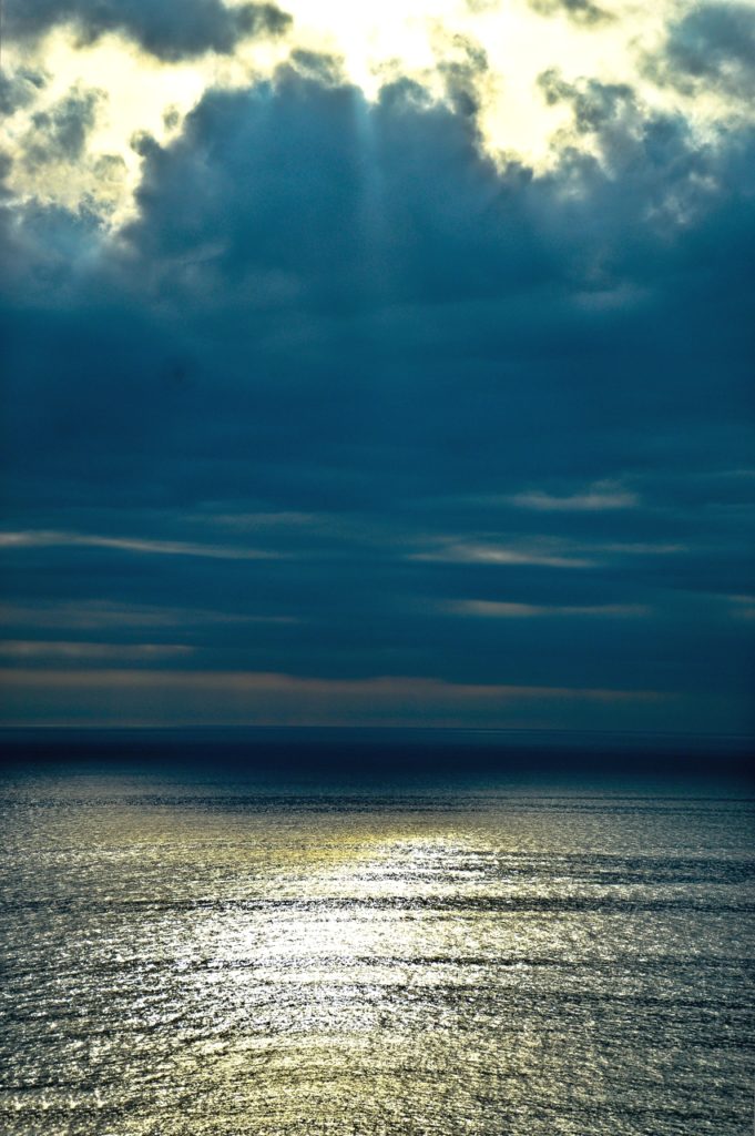 Riflessi solari sul mare di Maratea